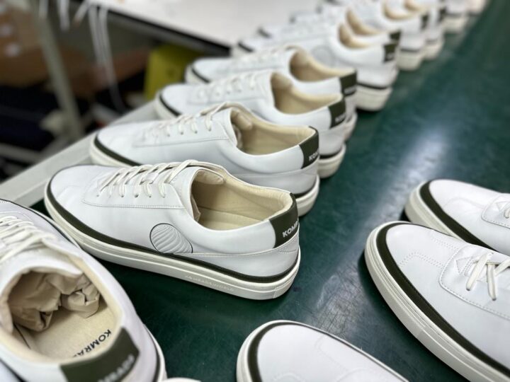 The Ultimate Guide to Choosing the Right Shoe Manufacturer for Your Brand